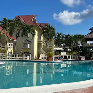 The Paradise View Mystic Ridge 79a , Ocho Rios Jamaica